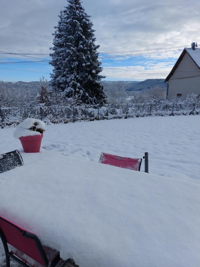 Entre Lacs Et Montagnes , Maison Individuelle,Lits Prepares, Parking Et Menage Inclus Baresia-sur-l'Ain Eksteriør bilde